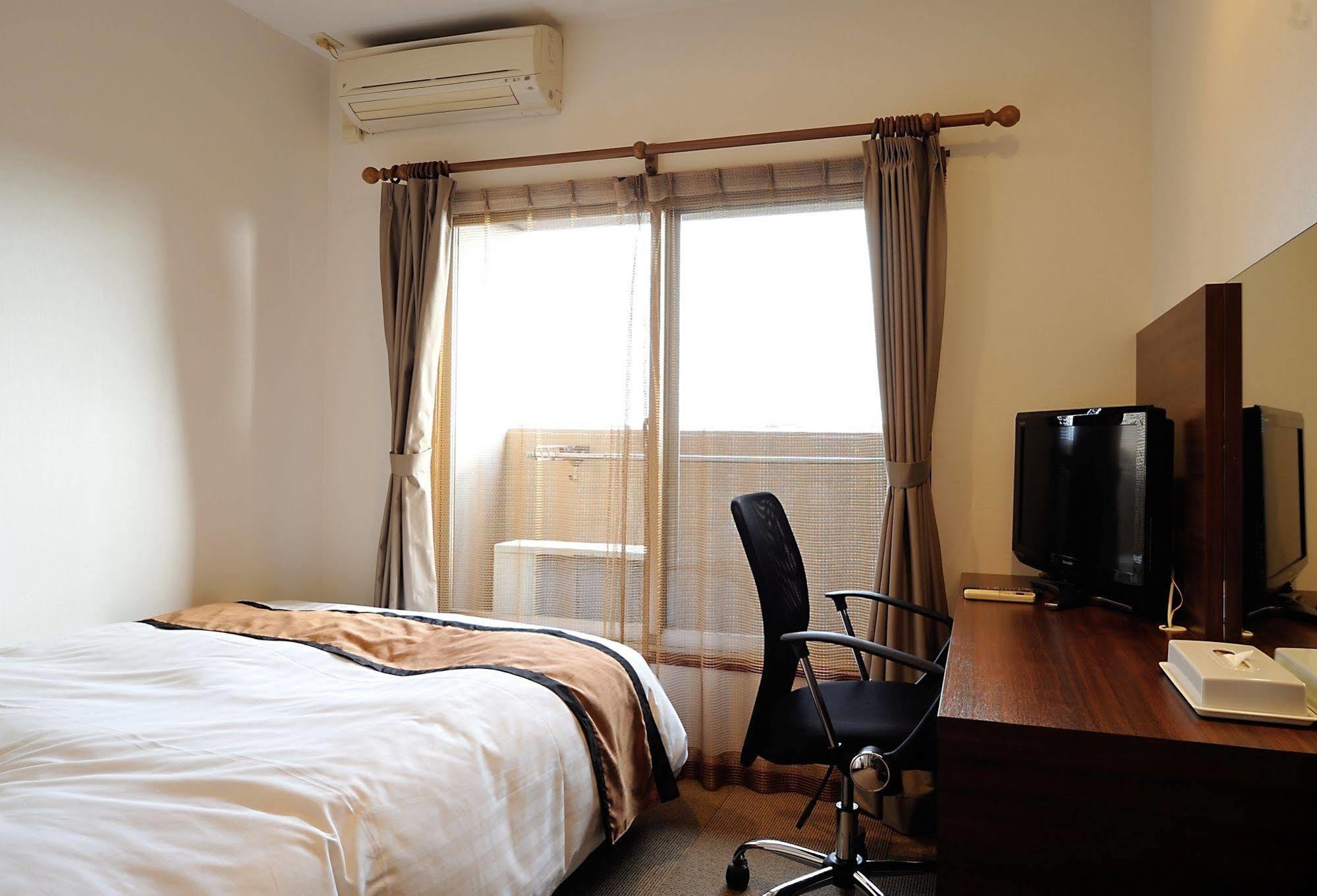 Business Inn Umesaki - Vacation Stay 63382V Nagasu Exterior foto
